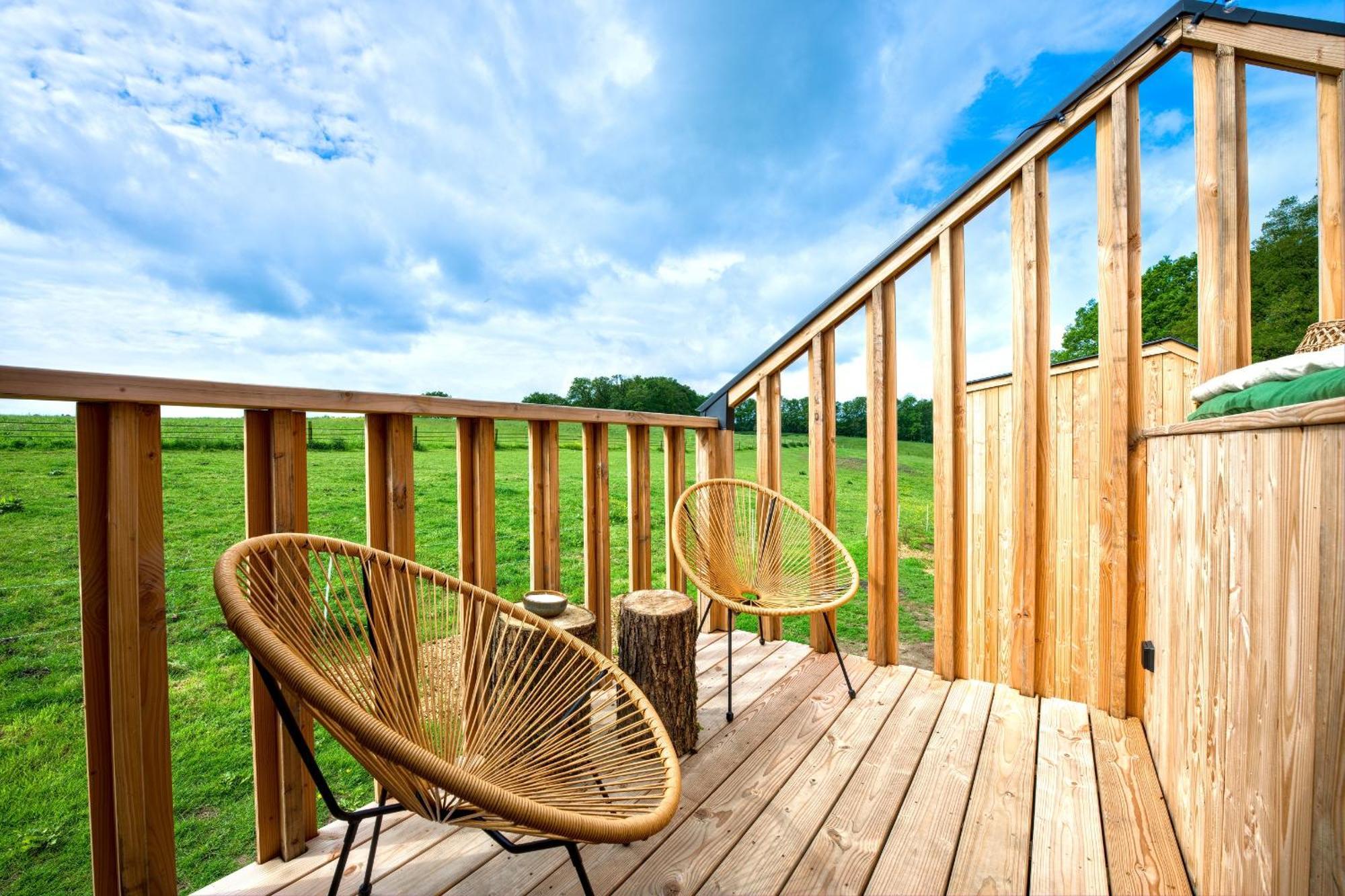 Les Cabanes Champetres - Le Domaine Des Trois Tilleuls Villers-la-Ville Exteriör bild